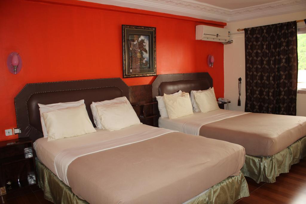 Zambezi Inn Hotel Konakry Zewnętrze zdjęcie